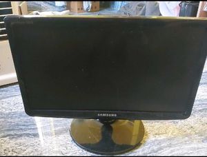 Samsung Original Monitor White Display Problem