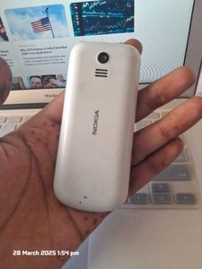 Nokia Basic Phone - White