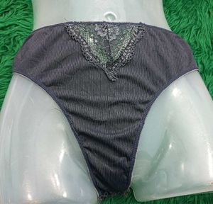 Lace Detail Brief🔥