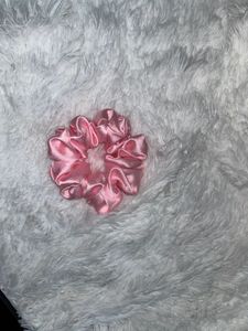 Silk Stain Scrunchie