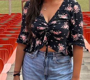 Floral H&amp;M Top