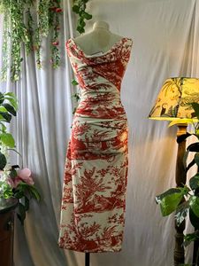 Uptownie Red bodycon