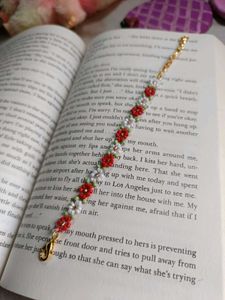 Red Hibiscus Beaded Handmade Bracelet ❤️