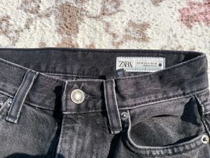 Zara Low Mid Rise Jeans