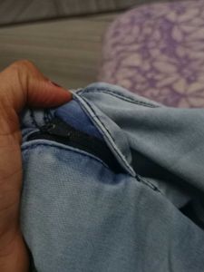 Jeans And Sweatshirt Upto 8 Year Boy
