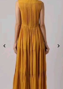 Full Lenght Mustard Forck Sleevless