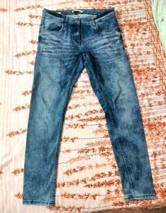 Stylish Blue Denim Skinny Jeans