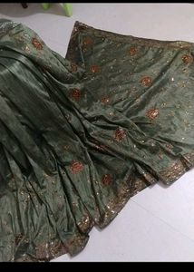 ,✨️olive Green Saree, Negotiable