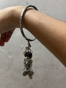 Charm kada