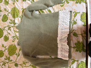 Elegant Green Knit Sweater