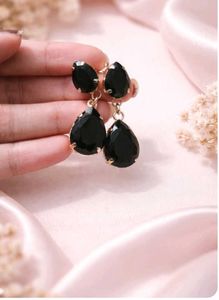 Elegant Black Drop Earrings