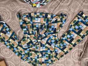 New Branded Patterned Tie-Front Top in xl