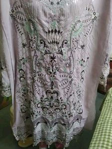 Elegant Embroidered Pakistani Kurta Set