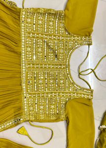 Elegant Yellow Kurta Set