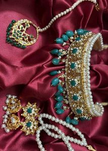 Indian Jewelry Set