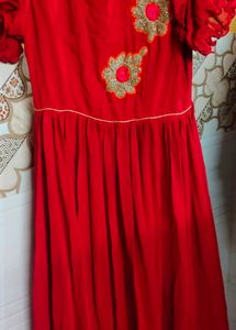 Red Gown Cute 🥰 Sleeves