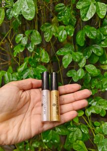 Hilary Rhoda Liquid Shimmer  😚