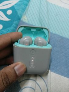 Boat 148  Headphones Good Condition