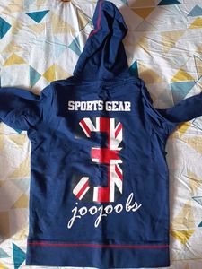 2 Winter  Sweatshirt (4-5 yrs)
