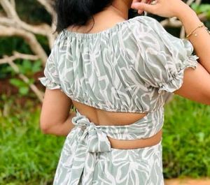 Back Knot Top