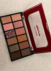Mars Concealer Contour Highlighter Pallet