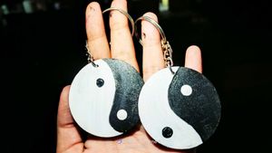 Friends Or Couple Goal 🤝MDF Keychain