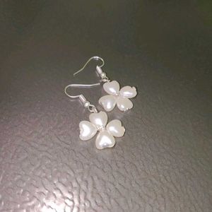 love Pearl beads Flower Earrings