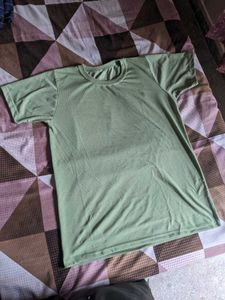 T SHIRT