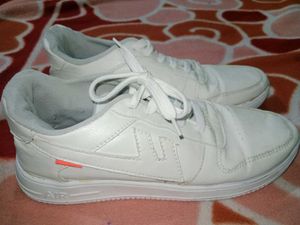 Men White Shoes Sneakers Uk 8