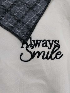 Cute &#39;Always Smile&#39; oversized sweatshirt