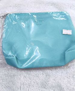 Smytten Leather Travel Pouch (Hard) - Sky Blue
