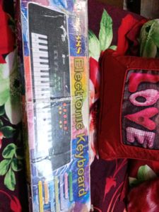Electronic Keyboard