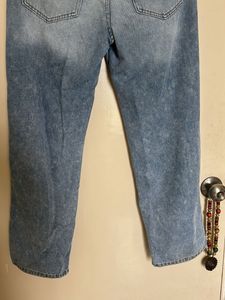 H&amp;M RIBBED DETAIL HIGH WAIST JEANS