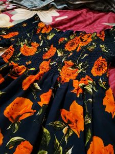 Tube Top Whith Puff Sleeves