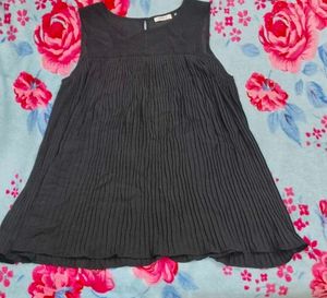 Elegant Black Sleeveless Top