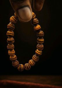 Attracts Wealth and Prosperity. Money stone: