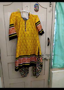 Salwar Suit Set With Knot