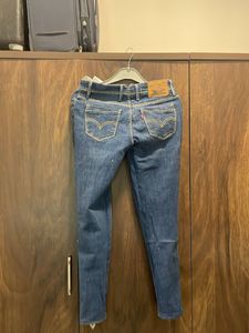 Levis Jeans