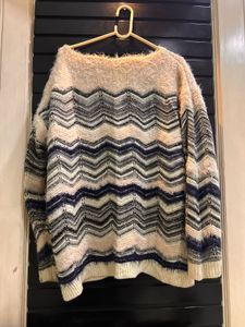 Patterned Knit Pullover Sweater