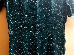 Annabelle Green Printed RoundNeck Dress+ Hip belt