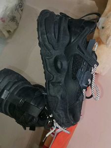 Sports Shoes
