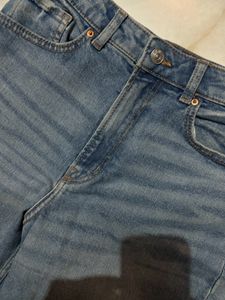 American Eagle Mom Jeans