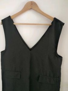 Classic Black Sleeveless Dress