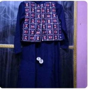 Embroidered Pattern Top