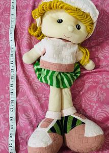 🎀 Cute Plush Doll