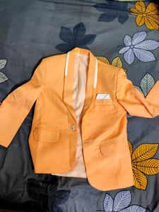 Suit With 4 Piece