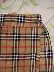 Divider Skirt