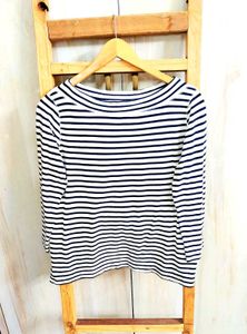 Cotton White &amp; Blue Lining Top Size-38