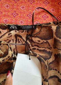 Chic Animal Print Midi Dress