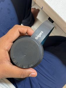 Fingers Headphones